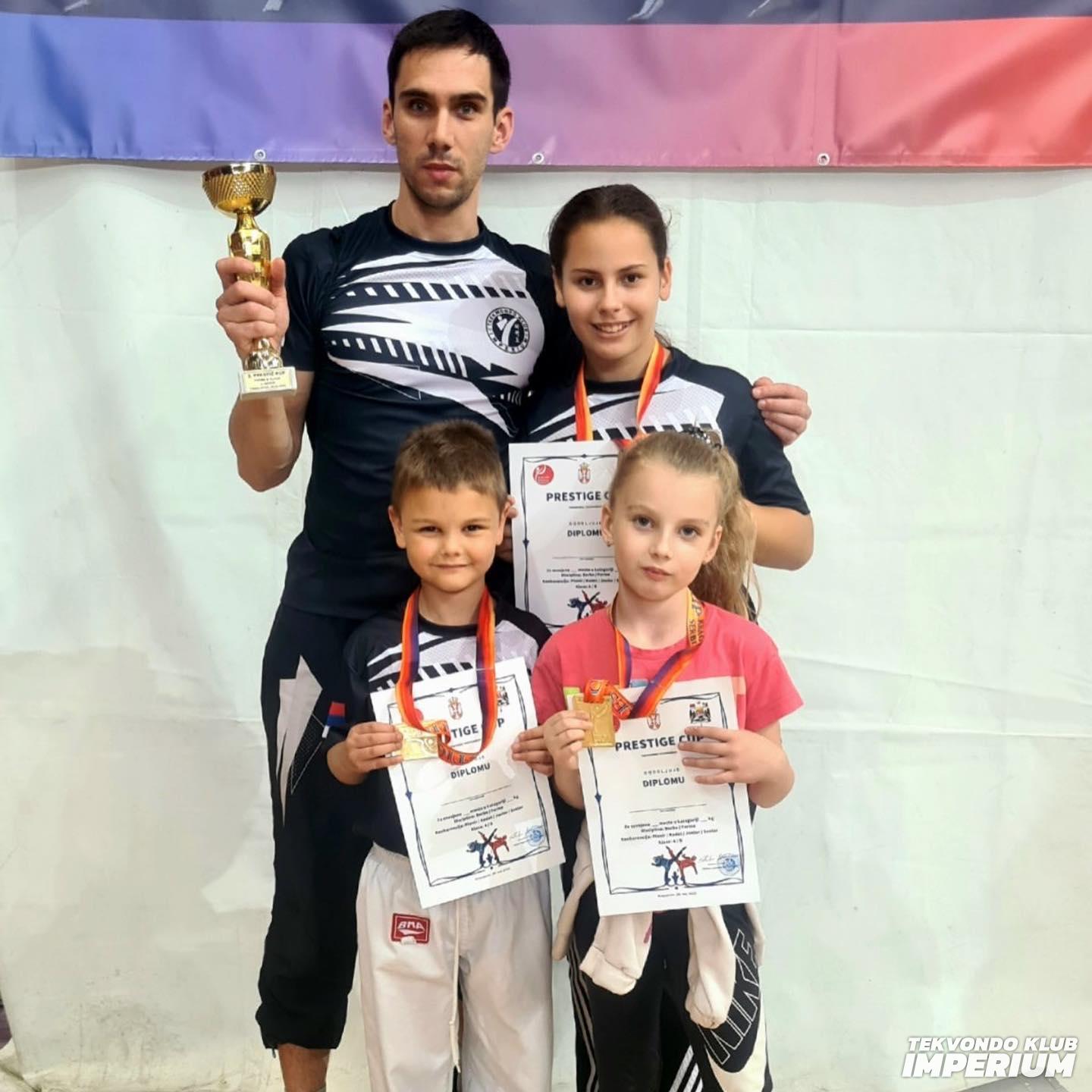 285280668_5302647283090948_1414927767924301586_n