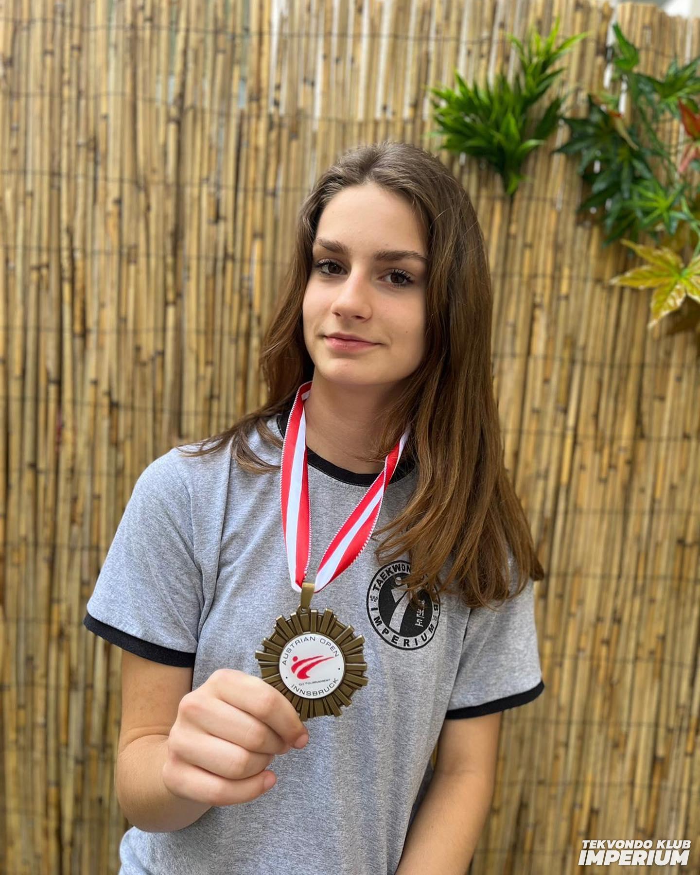 290938355_5383642881658054_2281047328183898753_n